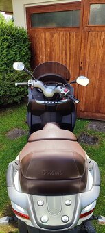 PIAGGIO MP3 300ie r.v.2014 - 4