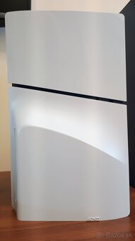 Playstation 5 Slim Disk Edition + 2x ovladač + nabijacia sta - 4
