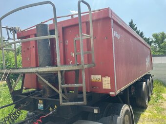 Naves Fliegl - 4