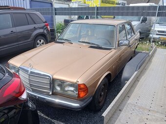 Mercedes W123 230 benzin 1983 - 4