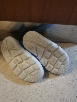 Tenisky Nike 27 - 4