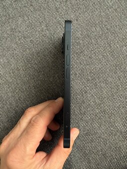 iPhone 13, Midnight, 128GB - 4