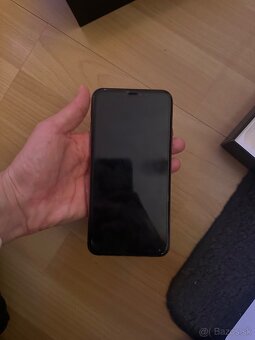 Predám iPhone 11 pro max - 4