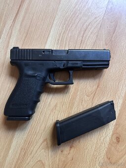 Glock 21C gen.3 45 ACP - 4