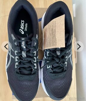 Predam novu bezecku obuv zn. Asic - 4