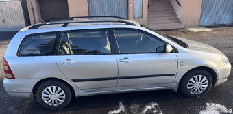 Toyota Corolla - 4