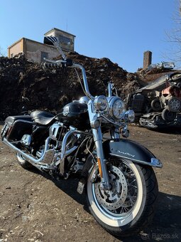 HARLEY DAVIDSON FLHR ROADKING 2010 - 4