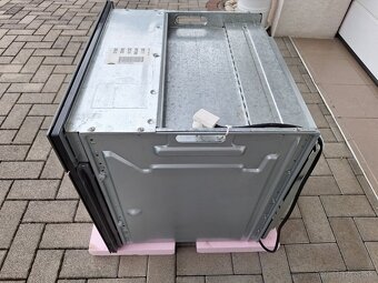 Zanussi-vstavaná elektrická rúra - 4