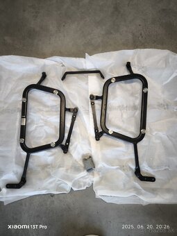 Yamaha MT09 TRACER (15-17) drziak bocnych kufrov SW MOTECH - 4