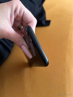 iPhone se 2 - 4