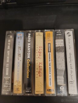MC kazety -6€ - 4