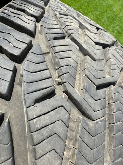 Predám zimné pneumatiky Sebring 235/55 r17 - 4