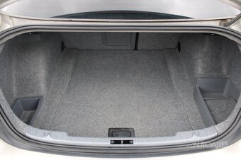 BMW 3 Touring 320XD 2,0D 135 kW XDRIVE - 4