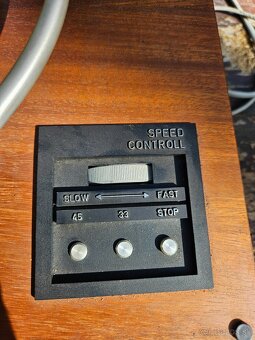 Predam retro gramo Tesla - 4