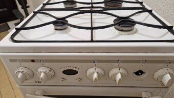 Predam zachovaly sporak zn Mora - 4