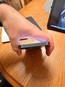 Apple iPhone 12 Pro Max - 4