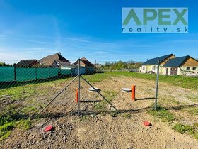 APEX reality stavebný pozemok na dvojdom v Orešanoch, 951 m2 - 4