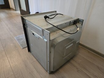 Vstavaná rúra Electrolux EOA 3450 AOX - 4