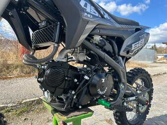 Predám čisto nový nejazdený Pitbike ASIX XB68 140CM3 + El. š - 4