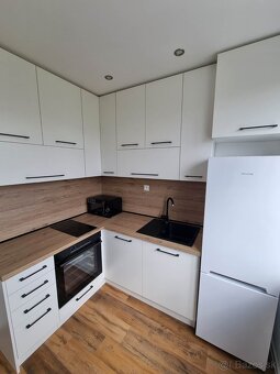 Nový 1+1 byt, 43m2, Bernolakova OC Galeria, terasa - 4
