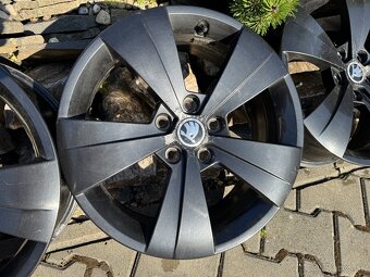 Alu disky 5x112 r17 - 4