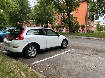 Predám Volvo C30 1.6 74kw 2011 - 4