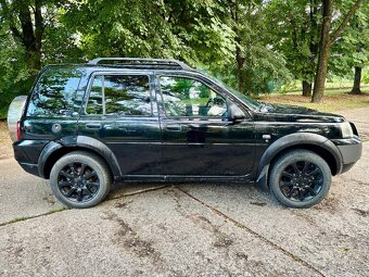 Landrover Freelande 2.0 TD4 4x4 - 4