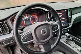 Volvo XC60 t5 rok 2019 ..2.0b 184kw - 4