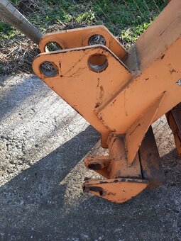 Drapák Hon un 053 - 4