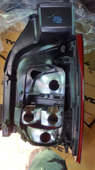 zadne svetla VW T5 Multivan Caravelle - 4