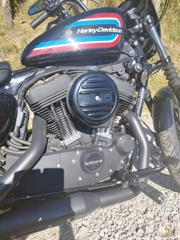 Harley Davidson Sporster XL 1200 Iron - 4
