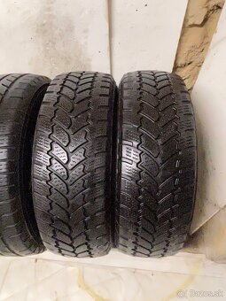 2022 zimné 215/65 R16C - 4