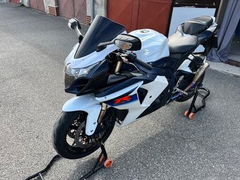 Suzuki Gsxr 1000 - 4
