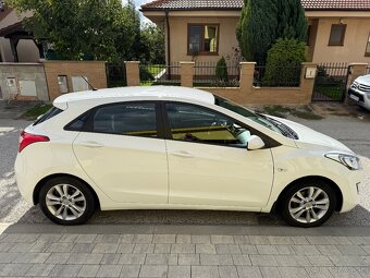 Hyundai i30 1.4i MPI DOHC CVVT Family - 4