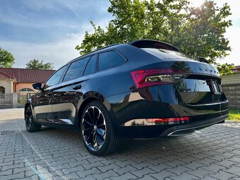 Škoda Superb Combi 2.0 TDI SCR Sportline DSG Black - 4