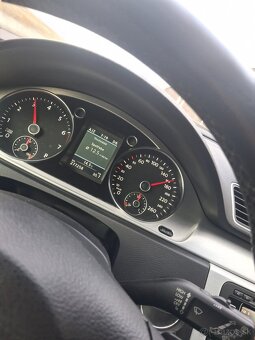 Volkswagen Passat 3.6 V6 4Motion - 4
