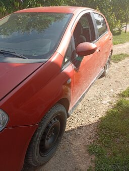Predám Fiat Punto 1.2 48kv 2006 - 4