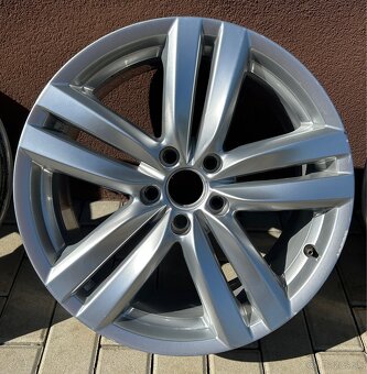 Vw Kansas 5x112 R18 - 4