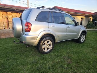 Toyota RAV4 2.0 D-4D 85KW - 4