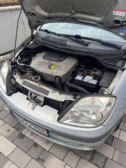 Renault Scenic - 4