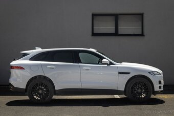 Jaguar F-Pace 2.0D I4 180k Chequered Flag AWD A/T - 4