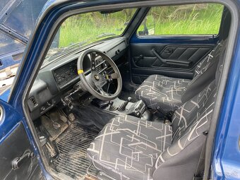 Lada Niva - 4