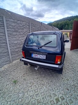 Lada Niva - 4