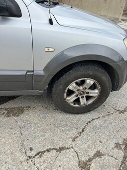 Kia Sorento - 4