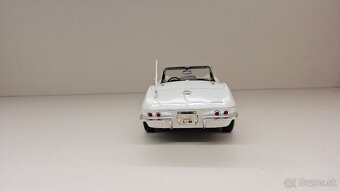 CHEVROLET CORVETTE - 4