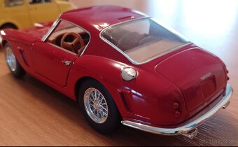 Predám autá 1:24 - 4