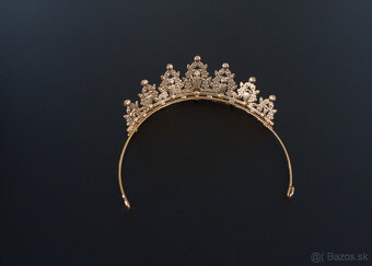 Korunka do vlasov - 4