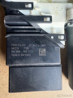 Motorceky stahovania okien VW Passat B6 - 4