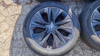 5x112 R18 --- ŠKODA KAROQ - 4