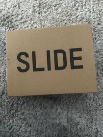 Adidas Yeezy slide - 4
